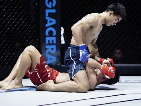 Trần Ngọc Lượng đấu đệ tử của Johnny Trí Nguyễn