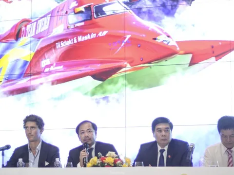 Bình Định được chọn tổ chức 2 giải đua thuyền máy nhà nghề và đua mô tô nước mạo hiểm nhất thế giới