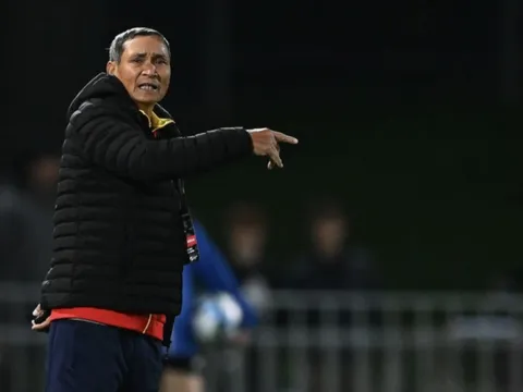 HLV Mai Đức Chung yêu cầu đội tuyển nữ Việt Nam rút kinh nghiệm thế nào sau trận thua New Zealand?