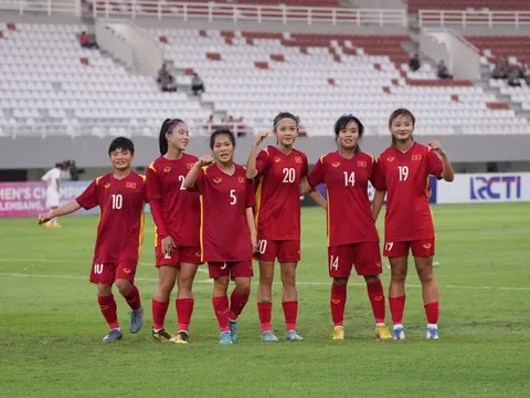 ‘Hot girl’ ghi bàn trong hiệp phụ, U19 nữ Việt Nam giành vé vào chung kết Đông Nam Á