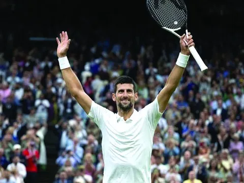 Chung kết Wimbledon: Kỷ lục cho Djokovic?