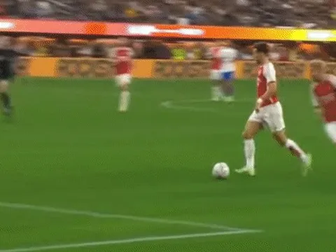 Arsenal đè bẹp Barca bằng cơn mưa gôn tại Mỹ