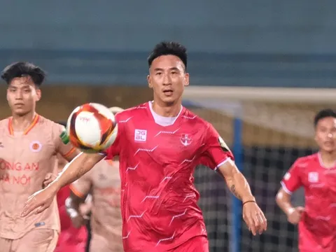 Hải Phòng gây sốc ở Hàng Đẫy, đánh bại CAHN 2-0