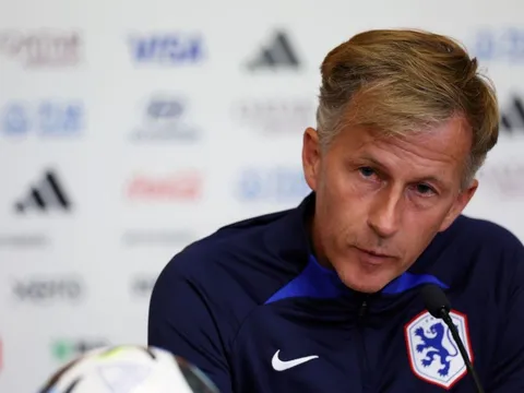 HLV tuyển nữ Hà Lan: ‘Đối đầu với tuyển nữ Việt Nam không dễ dàng’