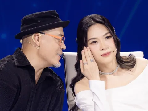 Giám khảo Vietnam Idol khen theo quán tính?