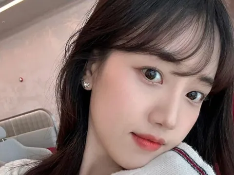 Hàng chục sao Hàn đổ bộ sân bay Tân Sơn Nhất