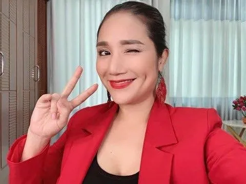 Cát Tường xin lỗi vì quảng cáo gian dối và lời cảnh tỉnh với nghệ sĩ Việt