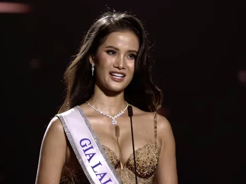 Phần thi ứng xử Top 3 Miss Universe Vietnam: Hương Ly tiếp tục trả lời bằng tiếng Anh