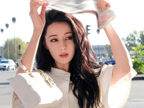 Địch Lệ Nhiệt Ba trở thành biểu tượng thời trang toàn cầu