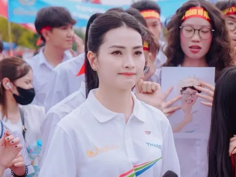 Showbiz 9/10: MC Mù Tạt muốn khóc khi dẫn chung kết Đường lên đỉnh Olympia 23