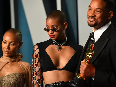 Will Smith và vợ ly thân, công chúng phẫn nộ: 'Cô ta hủy hoại người đàn ông đó'
