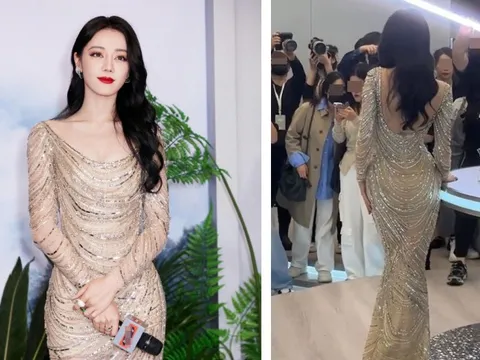 Thân hình đồng hồ cát của Địch Lệ Nhiệt Ba qua ống kính thường