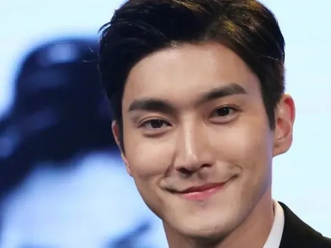 Đêm nhạc có ca sĩ dính ồn ào với cafe Giảng (Hà Nội) mãi không bán hết vé