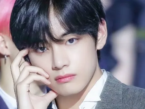 V (BTS) bị fan nữ bám đuôi tới nhà riêng, đòi đăng ký kết hôn
