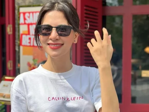 Ca sĩ Hà Nhi 'đau đớn và vật vã khi yêu'