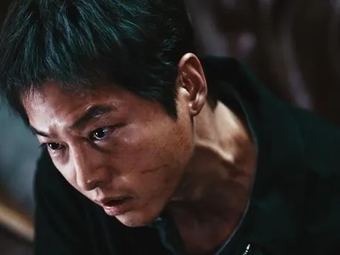 Vì sao Song Joong Ki tụt dốc danh tiếng?