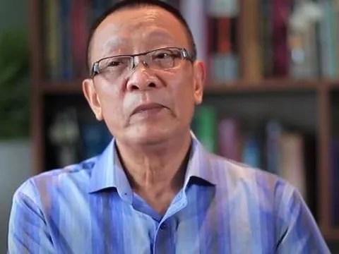 MC Lại Văn Sâm bật khóc, kể về sự hối hận khi cha qua đời