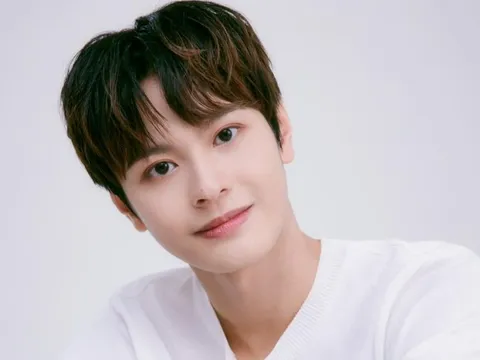 Số phận chàng trai cao 1,8 m chuyên Lê Hồng Phong làm ca sĩ ở Hàn Quốc