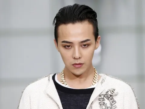 Động thái lạ của G-Dragon giữa lúc bị cảnh sát triệu tập
