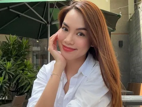 Showbiz 1/11: Lê Hoàng Phương nhập viện lúc 1h sáng