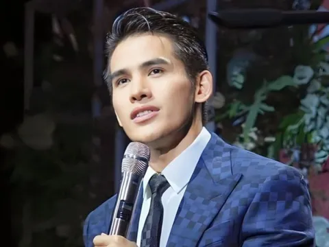 Ca sĩ Quốc Thiên: 'Tôi khủng hoảng nặng vì là quán quân mà hát mãi không nổi'