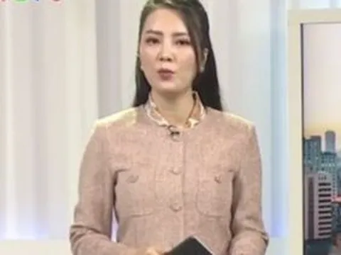 Showbiz 4/11: Thụy Vân gặp sự cố trên sóng VTV, buộc phải dời chương trình