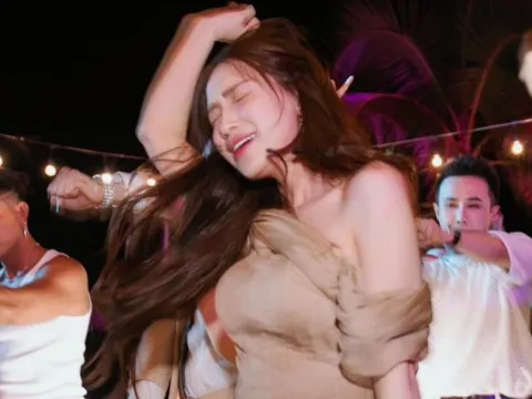 Showbiz 5/11: Loạt ảnh sao Việt quậy tung đám cưới Gin Tuấn Kiệt – Puka