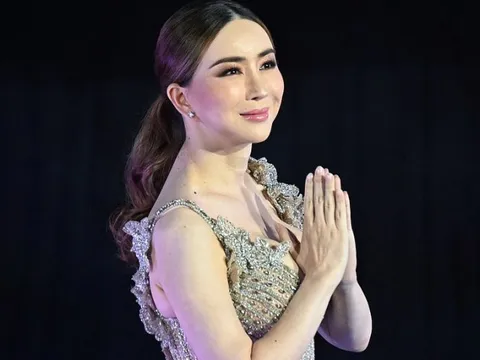 Nữ tỷ phú Hoa hậu Hoàn vũ nộp đơn xin gia hạn trả nợ