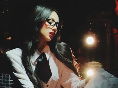 Fan phẫn nộ vì Lisa (BlackPink) bị ghép mặt vào clip múa thoát y