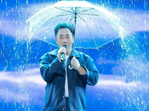 Trung Quân hát 3 tiếng liên tục, không kịp để cổ họng nghỉ