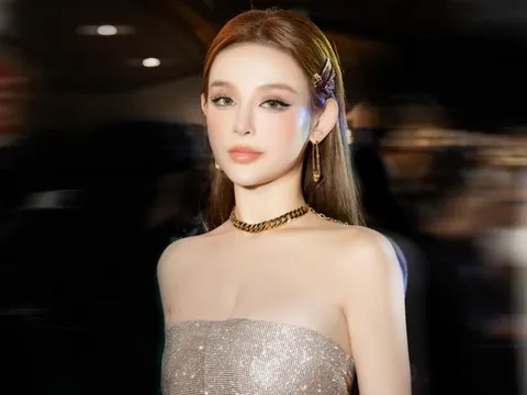 Hot girl Huyền Baby nói về cuộc sống như bà hoàng trước khi gây sốt ở Chị đẹp đạp gió rẽ sóng