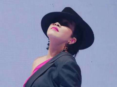 Chị đẹp Mỹ Linh nhảy mà như không nhảy