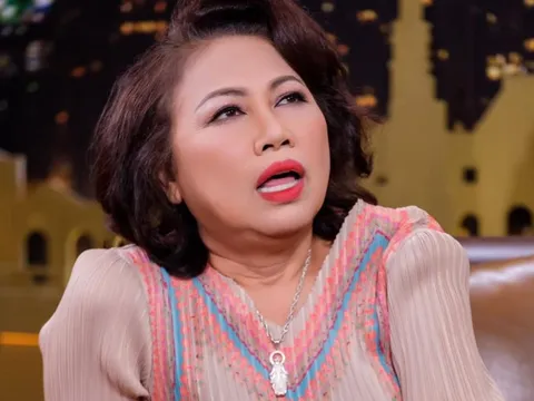 Showbiz 12/11: Siu Black sốc vì bị đưa tin qua đời trên mạng