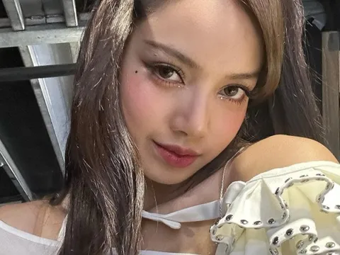 Sự khủng hoảng mà Lisa (BlackPink) không thể lường trước