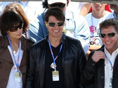 Mối quan hệ giữa Tom Cruise và thủ lĩnh giáo phái Scientology