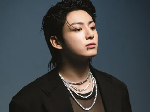 Vì sao album bị chê thậm tệ, Jungkook vẫn được ca ngợi là ông hoàng nhạc pop?