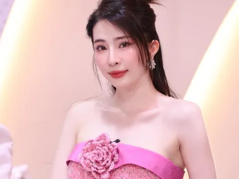 Quỳnh Nga gây tranh cãi