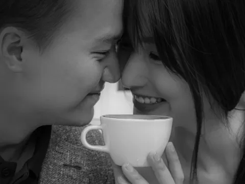 Ảnh cưới của Diễm My 9X và bạn trai doanh nhân