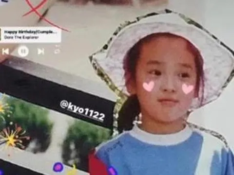 Ảnh thời bé của Song Hye Kyo gây sốt