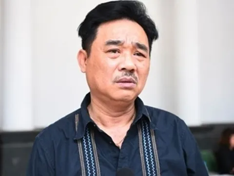 'Ngọc Hoàng' Quốc Khánh được phong Nghệ sĩ Nhân dân sau khi nghỉ hưu