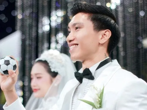 Báo Hàn Quốc đưa tin về đám cưới Đoàn Văn Hậu