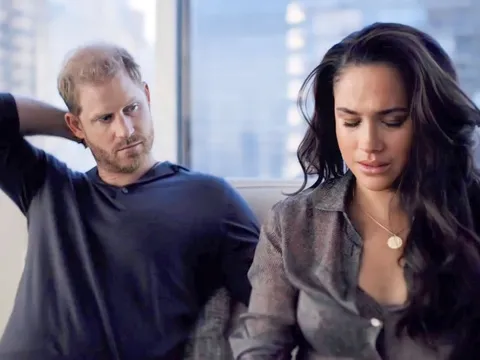 Ác mộng tồi tệ nhất đến với Harry và Meghan Markle