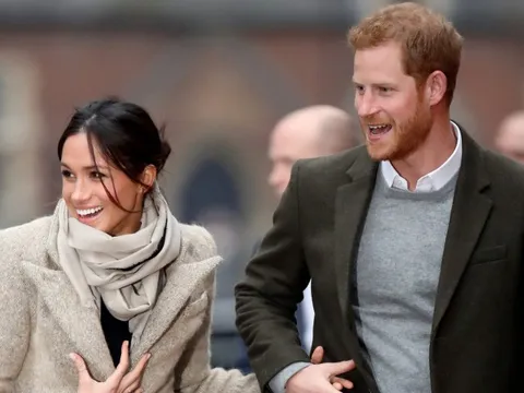 Gây thiệt hại lớn cho hoàng gia, Harry - Meghan có bị mất tước hiệu?