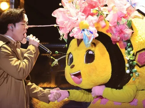 Biển người xem Voi Bản Đôn, Ong Bây Bi lột mặt nạ