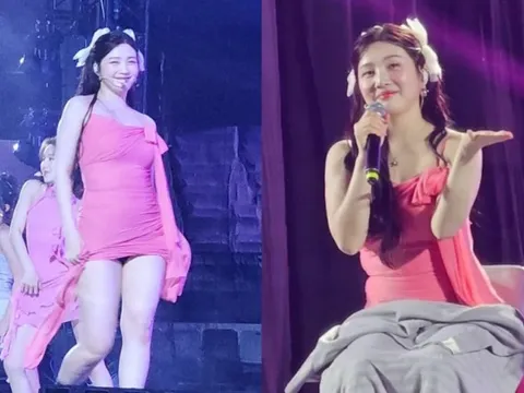 Khán giả phẫn nộ vì chiếc váy ngắn hở nội y của nữ ca sĩ