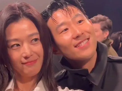 Son Heung Min xuất hiện cùng mợ chảnh Jun Ji Hyun sau vụ xô xát