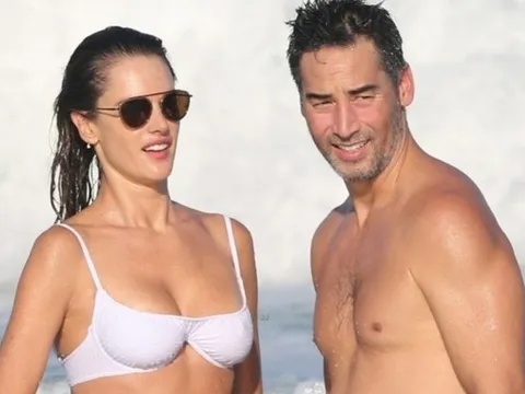 Thiên thần nội y biểu tượng của Victoria’s Secret giờ ra sao?