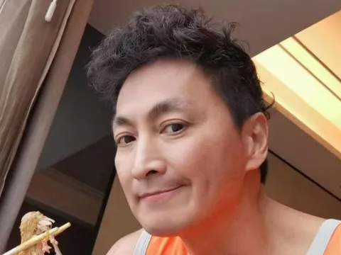 'Triển Chiêu' Hà Gia Kính xác nhận đã có vợ con ở tuổi 65