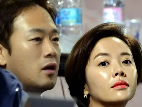 Nữ diễn viên ly hôn đại gia ngành thép: 'Tôi giàu gấp 1.000 lần tên phản bội đó'