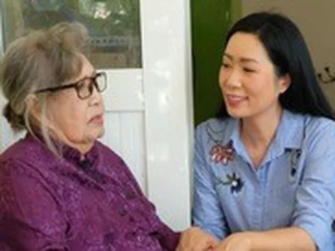 Thương từ con chó cái cây, rời Viện dưỡng lão bảo sao không buồn